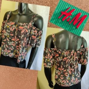 🗺️ H&M Soft Viscose Cold Shoulder Floral Top